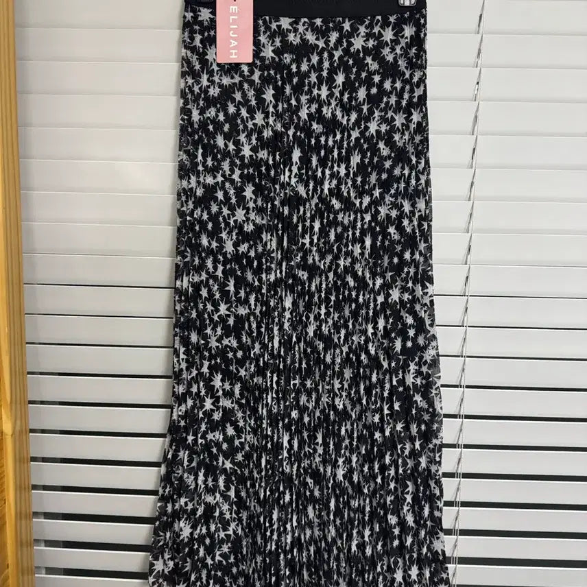 [BUNJANG] ELIJAH Star Pattern Pleated Midi Skirt / ELIJAH 별 패턴 플리츠 스커트