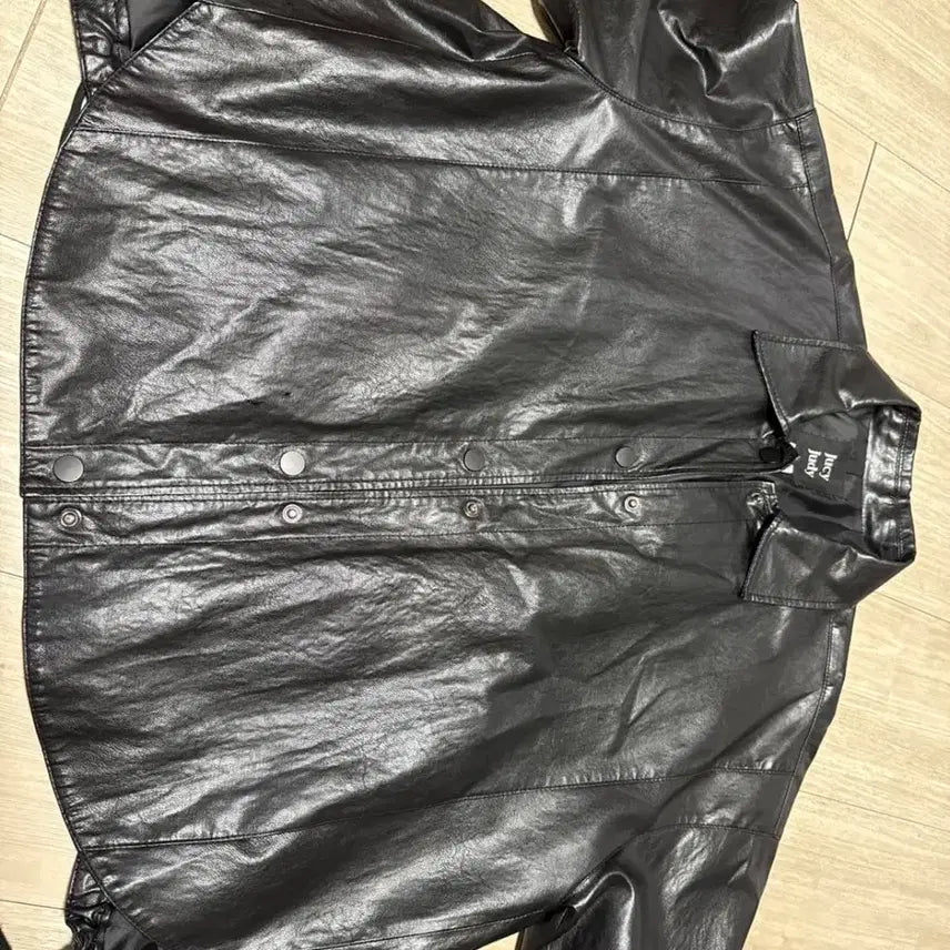 [SOLD OUT] Jucy judy 쥬시쥬디 가죽자켓