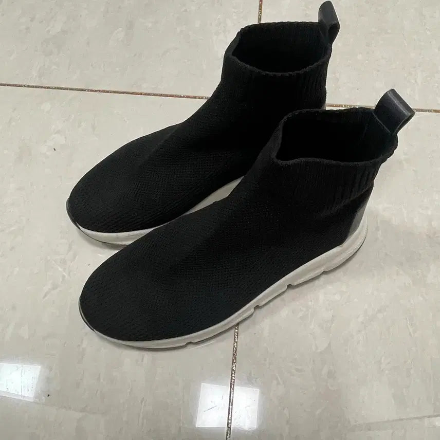 [BUNJANG] MisoPe Black Socks Sneakers 230 / 미소페 블랙 삭스 스니커즈 230