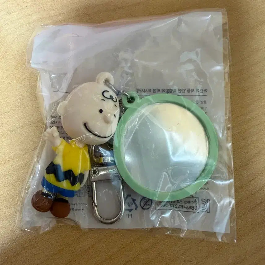[SOLD OUT] 바닐라코 스누피 찰리브라운 거울 키링