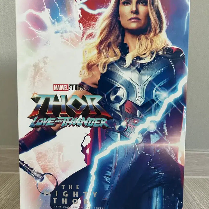 [BUNJANG] Hot Toys MMS663 Mighty Thor Figure / 핫토이 mms663 마이티토르
