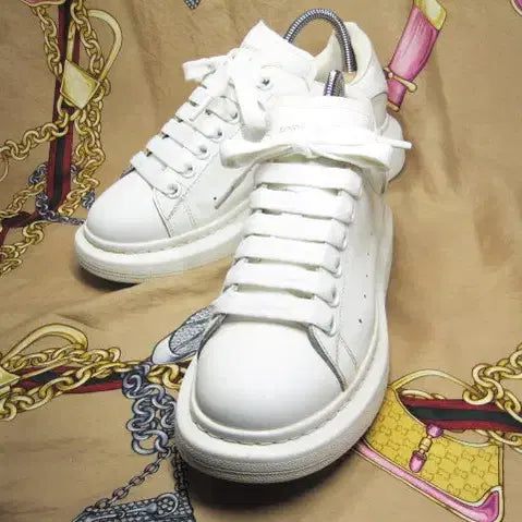[BUNJANG] Alexander McQueen Oversole Sneakers / 영국명품 알렉산더멕퀸 553770 카프스킨 오버솔 스니커즈 235