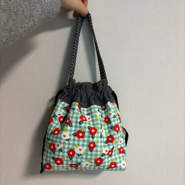 [BUNJANG] Quilted Camellia Tote Bag / 할인) 퀼트 동백꽃 토트백