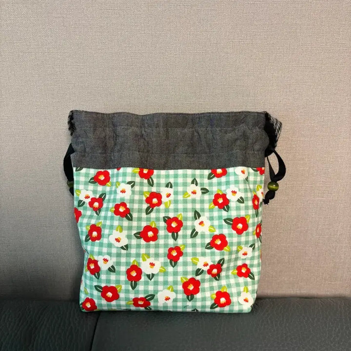 [BUNJANG] Quilted Camellia Tote Bag / 할인) 퀼트 동백꽃 토트백