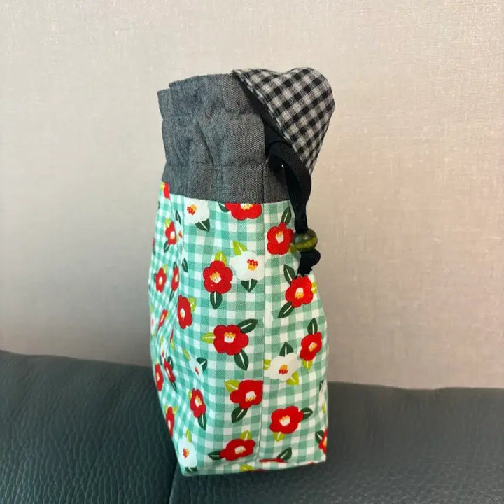 [BUNJANG] Quilted Camellia Tote Bag / 할인) 퀼트 동백꽃 토트백
