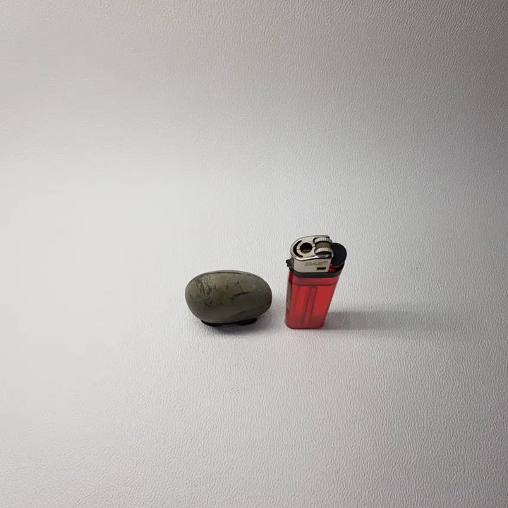 [BUNJANG] Monotone Stone with Taegeuk Pattern / 태극 문양의 조화가 돋보이는 모노톤 수석