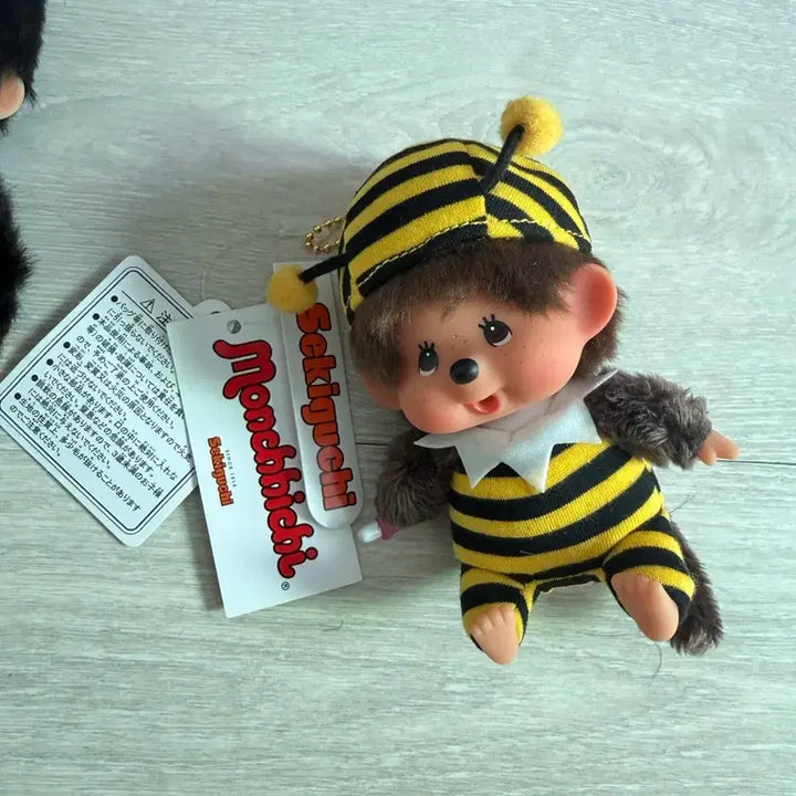 [BUNJANG] Monchhichi Big Head SS Bee Keychain / 몬치치 빅헤드 SS 꿀벌 키 체인 새상품