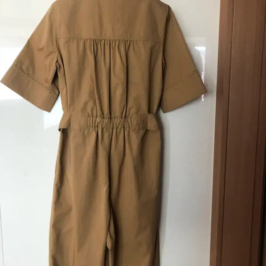 [BUNJANG] COS Belted Jumpsuit - 32 - Beige Jumpsuit / COS 코스 벨티드 점프수트 32 바스락 반팔 베이지 점프슈트