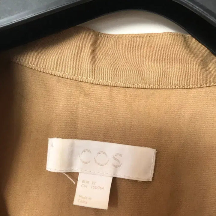 [BUNJANG] COS Belted Jumpsuit - 32 - Beige Jumpsuit / COS 코스 벨티드 점프수트 32 바스락 반팔 베이지 점프슈트