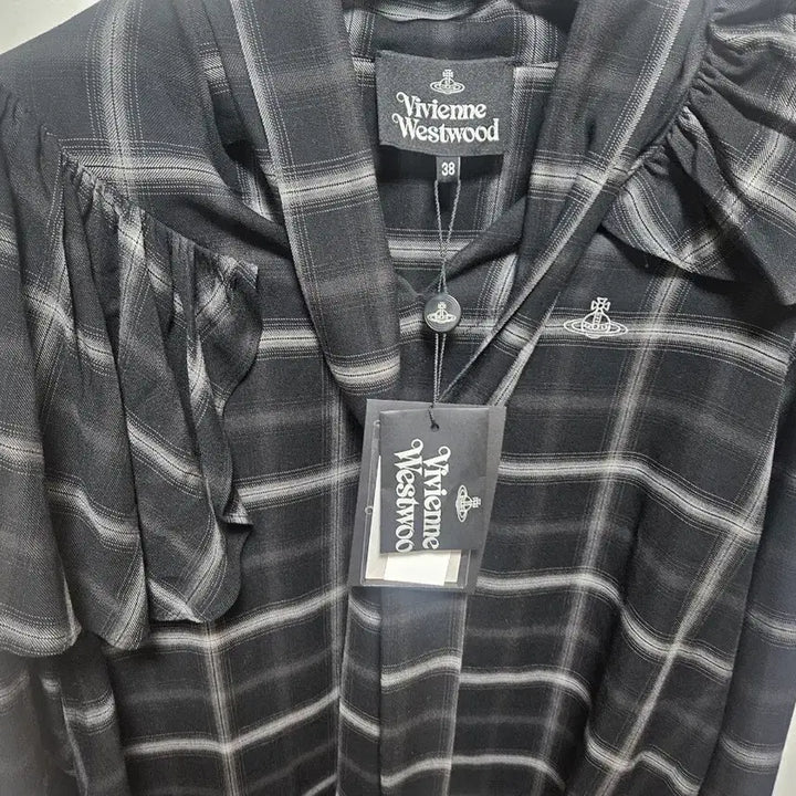 [BUNJANG] Vivienne Westwood Checkered Shirt Blouse (Size 38) / 비비안웨스트우드 체크 셔츠 블라우스 38 새건 백화점