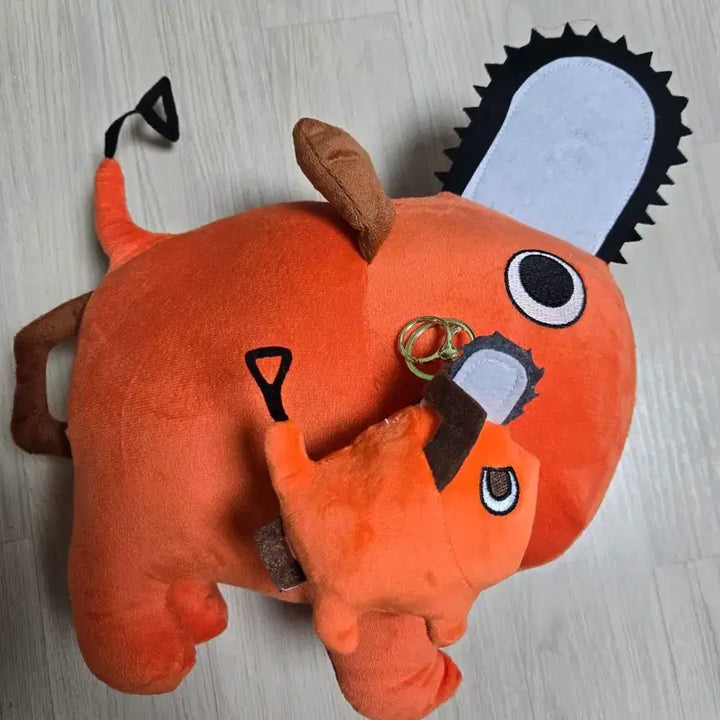 [BUNJANG] Chainsaw Man Pochita Medium Plush + Keychain / 체인소맨 포치타 중형+키링