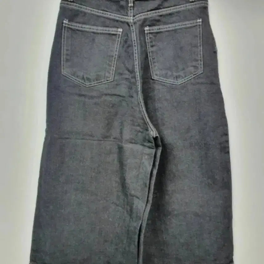 [BUNJANG] Bermuda Wide Black Jeans / 반택 무료 버뮤다  와이드 블랙 청바지 통바지