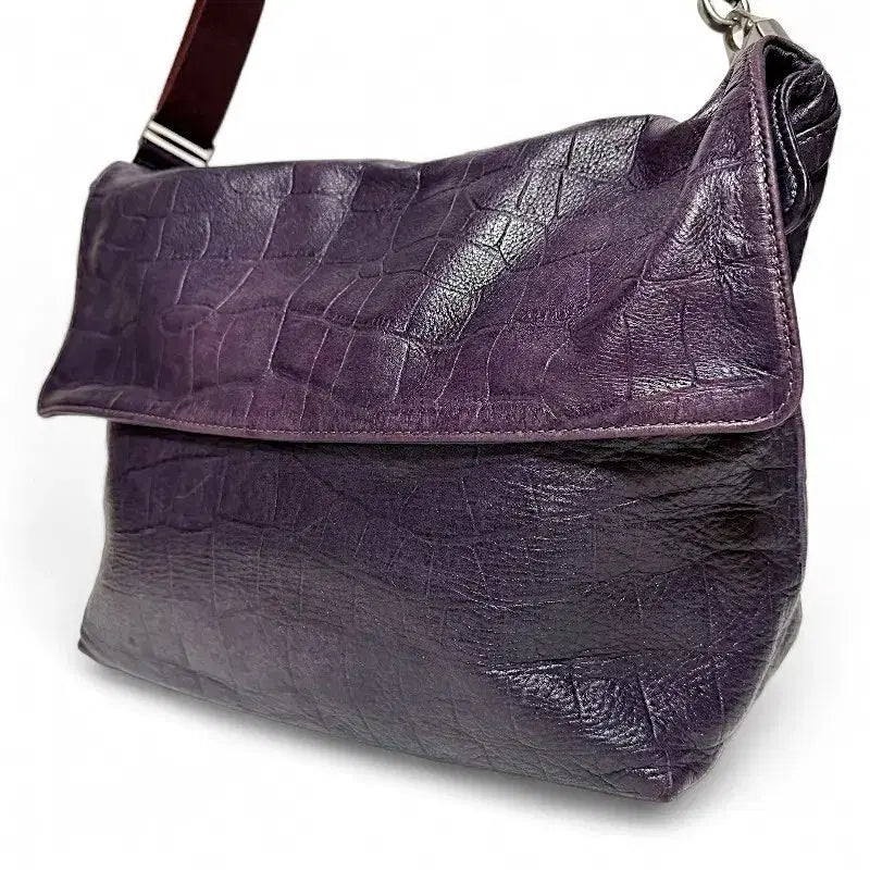 [BUNJANG] Aniary Crocodile Embossed Leather Crossbody Bag / 아니아리 크로크 소가죽 크로스백 포터 요지 와 가죽 장인의 가방