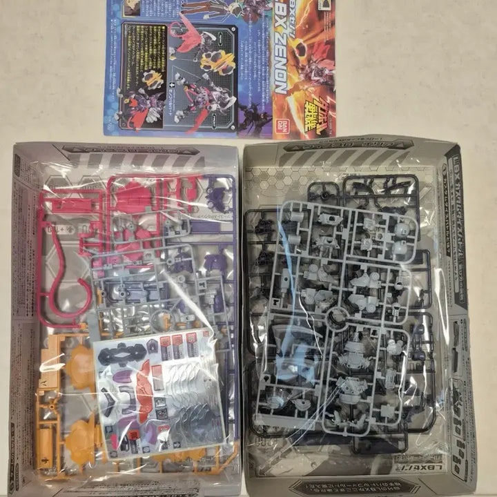 [BUNJANG] Cardboard Senki LBX Xenon Plastic Model Kit (One Side Vinyl Opened) / 골판지전사 골판지전기 LBX 제논 프라모델 한쪽 비닐만 개봉 8만원 택비