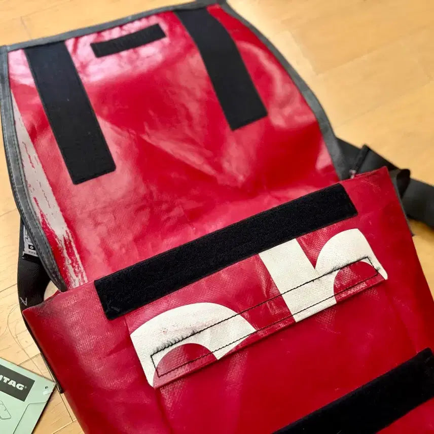 [SOLD OUT] [프라이탁] 덱스터 F14 Dexter (레드)