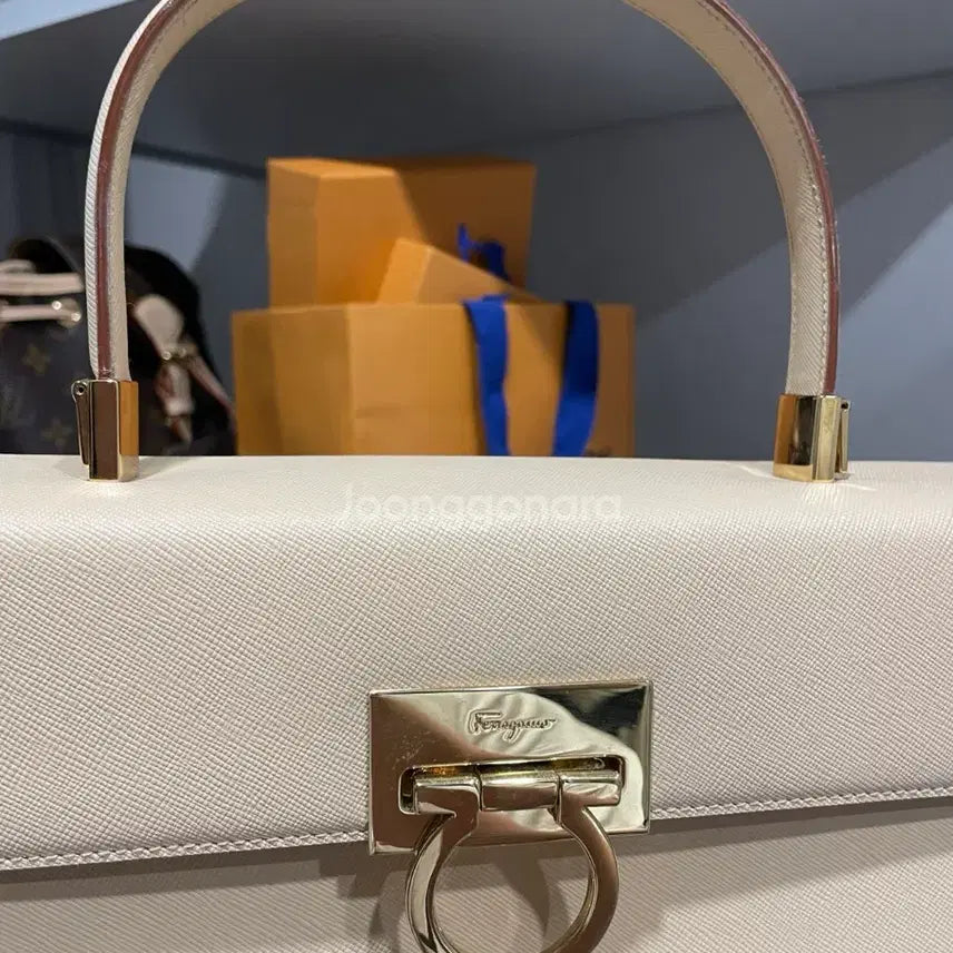 [BUNJANG] Vintage Salvatore Ferragamo Kelly Bag / 빈티지 페레가모 켈리백