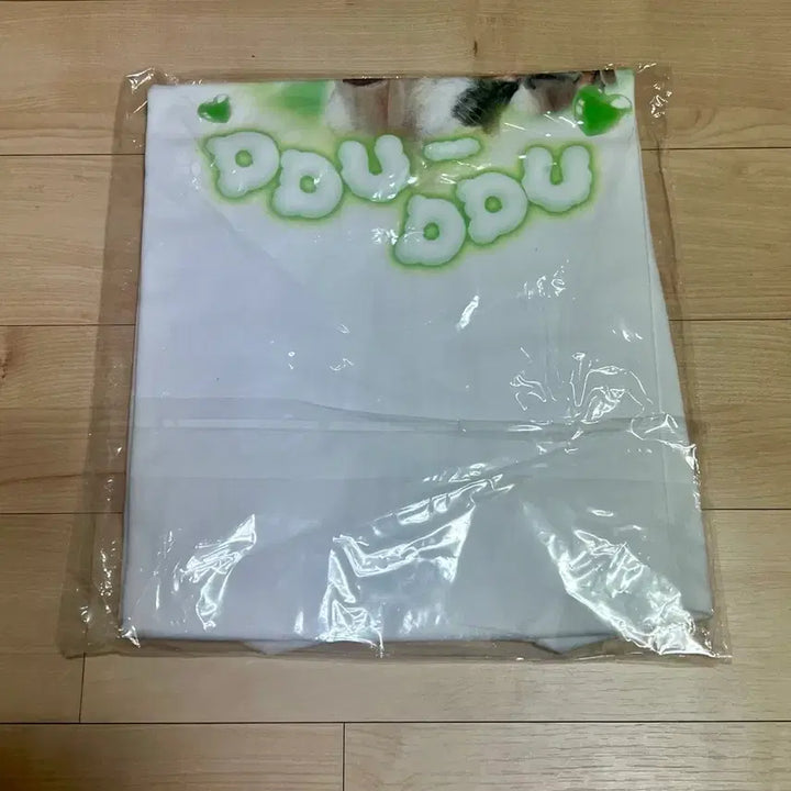 [BUNJANG] EVNNE Lee Jeonghyeon DDU DU T-Shirt / 이븐 이정현 뚜뚜 티셔츠