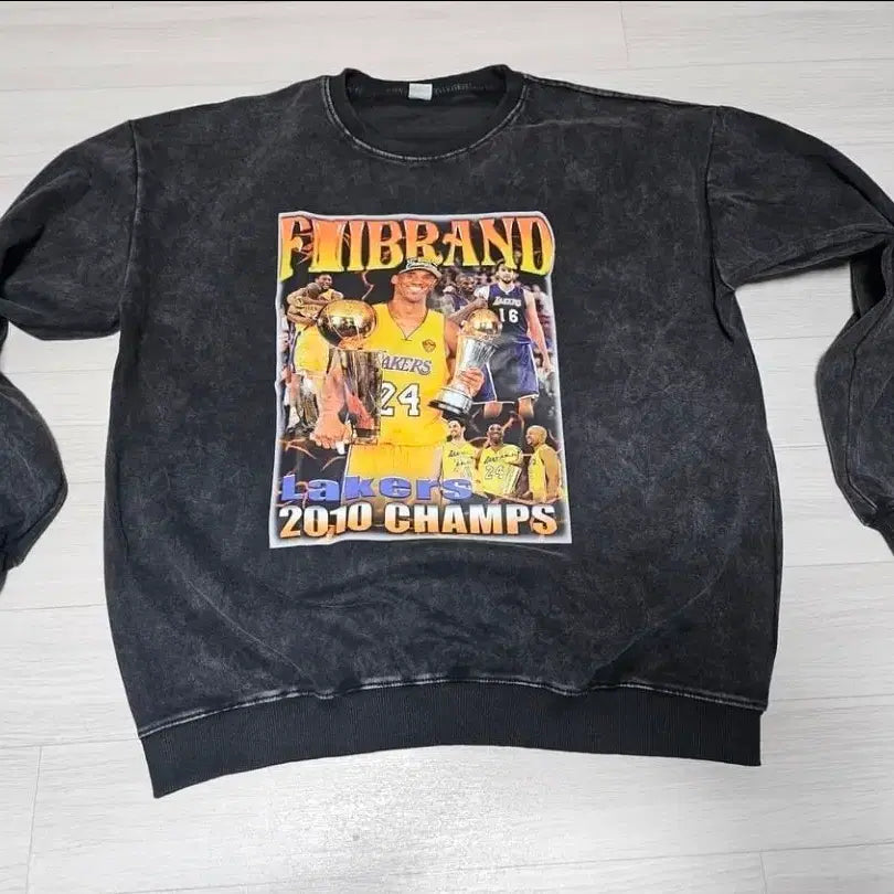 [BUNJANG] Kobe Bryant Stone Washing Sweatshirt / 코비브라이언트 빅프린팅 스톤워싱 맨투맨 티셔츠