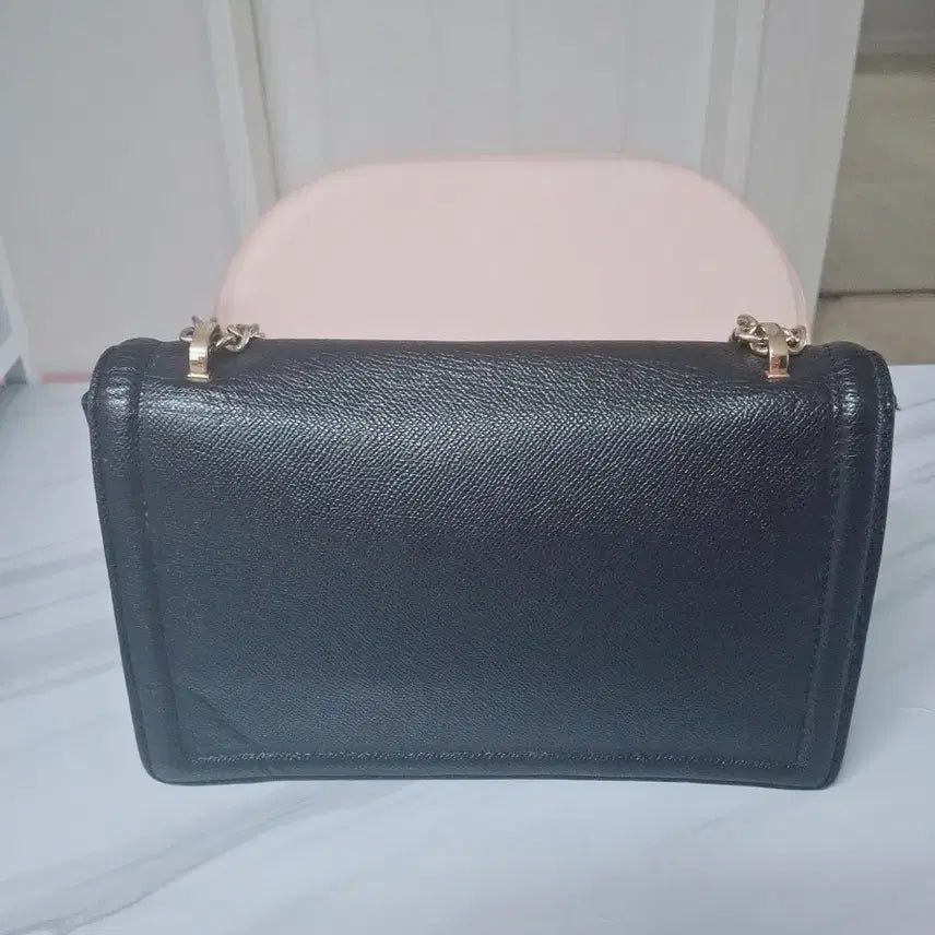 [BUNJANG] Ferragamo Black Chain Shoulder Bag / 페라가모 블랙 체인 숄더백