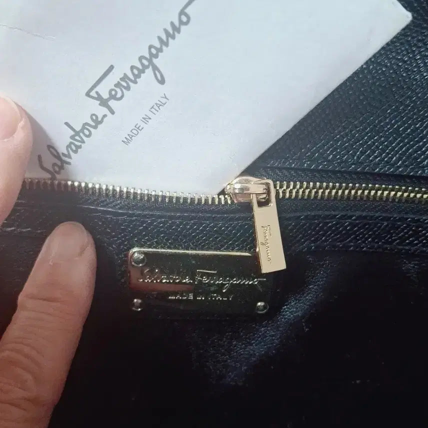 [BUNJANG] Ferragamo Black Chain Shoulder Bag / 페라가모 블랙 체인 숄더백