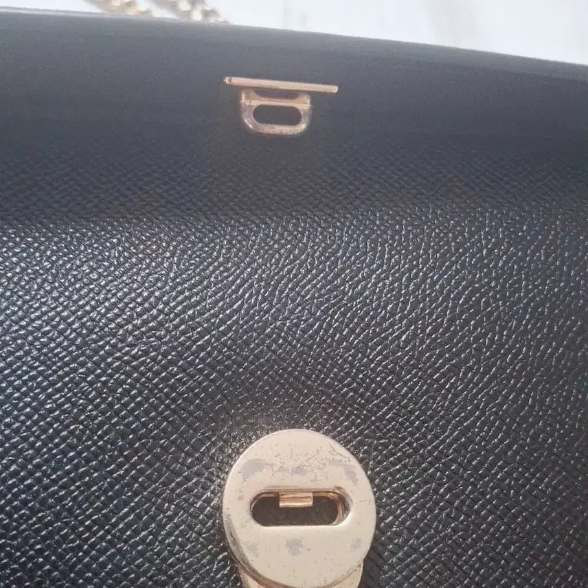 [BUNJANG] Ferragamo Black Chain Shoulder Bag / 페라가모 블랙 체인 숄더백