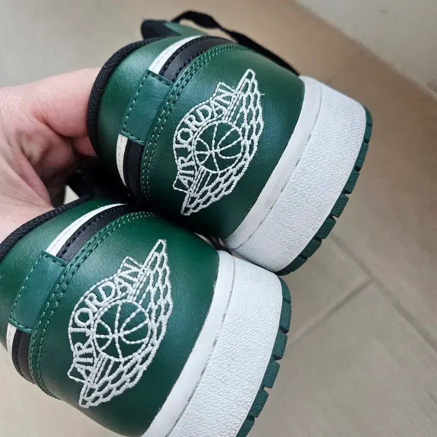 [BUNJANG] Nike Jordan 1 Low Green Toe Sneakers / 조던1 로우 그린토