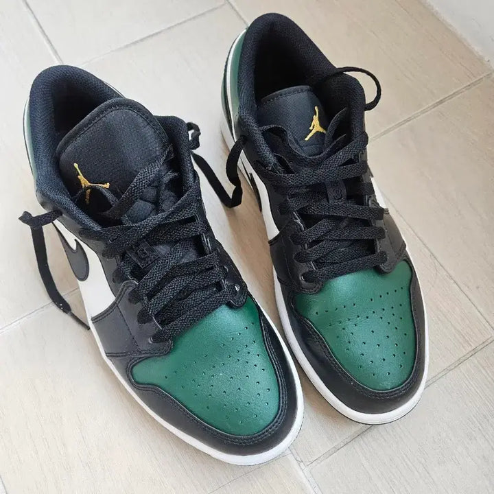 [BUNJANG] Nike Jordan 1 Low Green Toe Sneakers / 조던1 로우 그린토