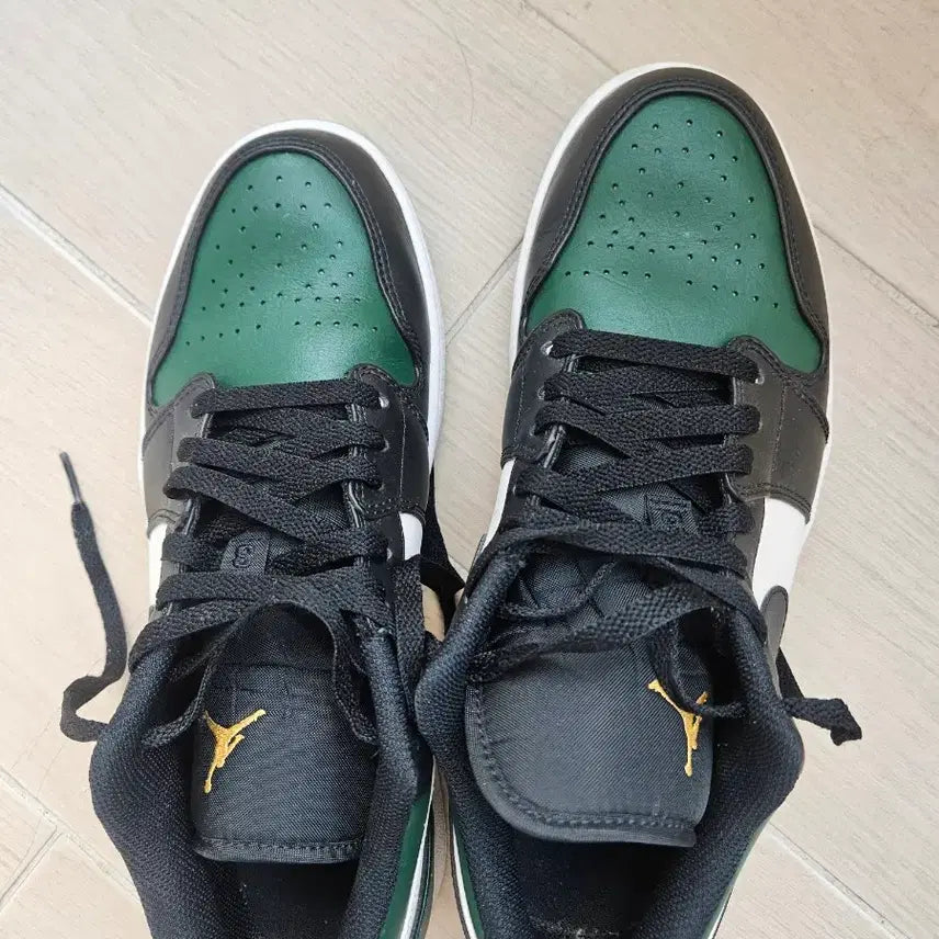 [BUNJANG] Nike Jordan 1 Low Green Toe Sneakers / 조던1 로우 그린토