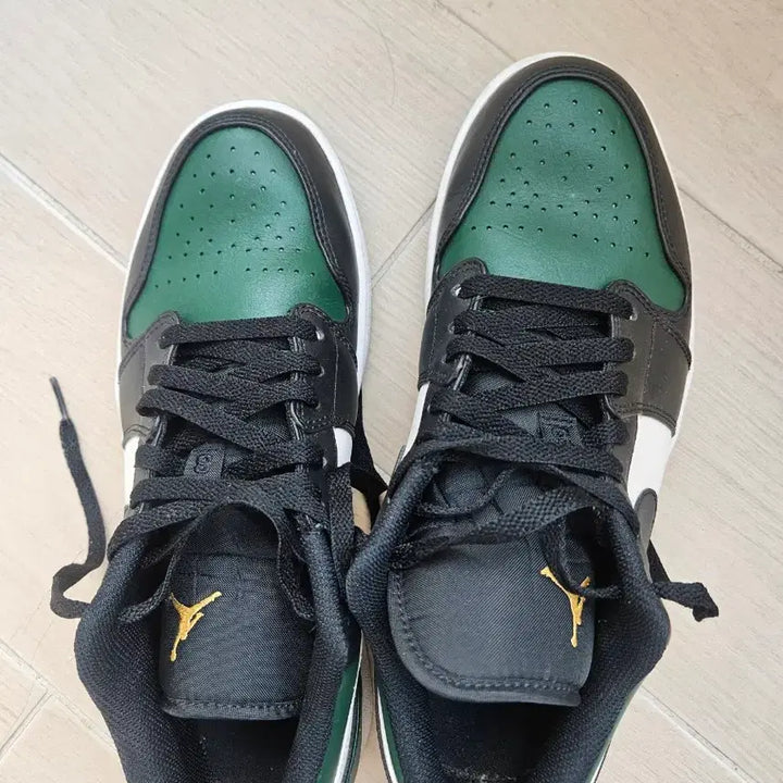 [BUNJANG] Nike Jordan 1 Low Green Toe Sneakers / 조던1 로우 그린토