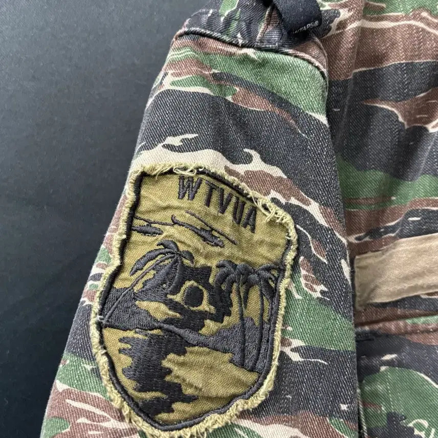[BUNJANG] WTAPS Tiger Camo Short Sleeve Shirt / 더블탭스 타이거 카모 반팔 셔츠