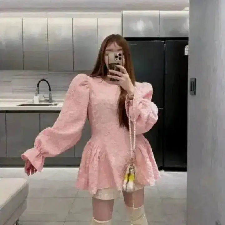[BUNJANG] Nanasoo Cecile Wrinkle Blouse - Ivory, Free Size / 나나수 링클 세실 블라우스 - 아이보리,프리