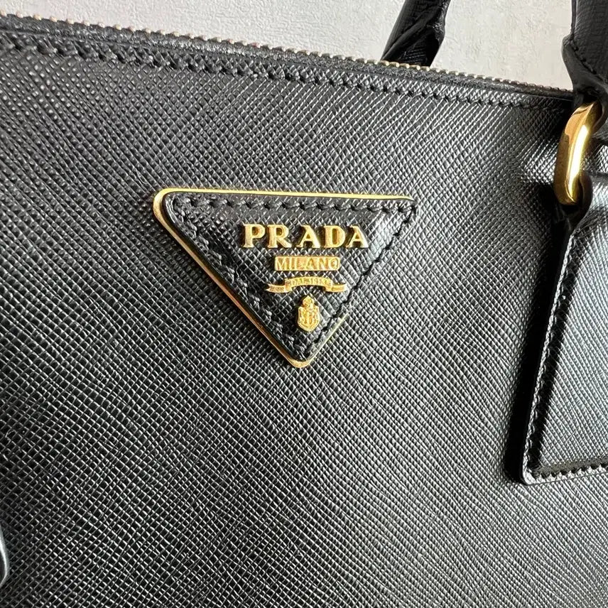 [SOLD OUT] 프라다 B1786T 사피아노 럭스 빅 토트백