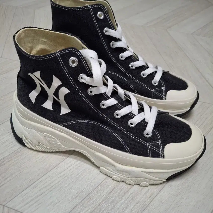 [BUNJANG] New Balance 530 Sneakers / 운동화
