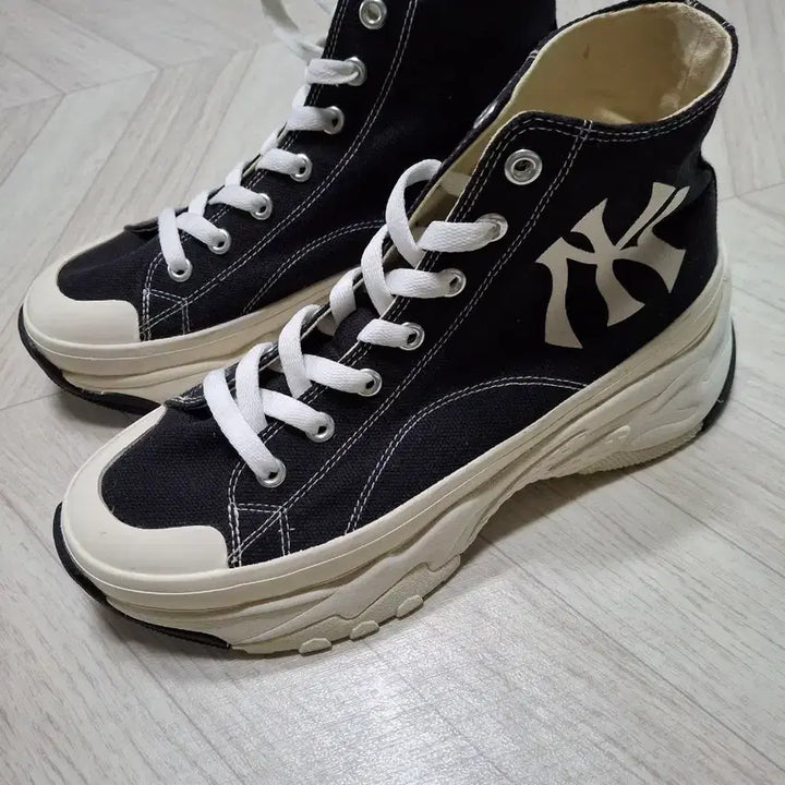 [BUNJANG] New Balance 530 Sneakers / 운동화