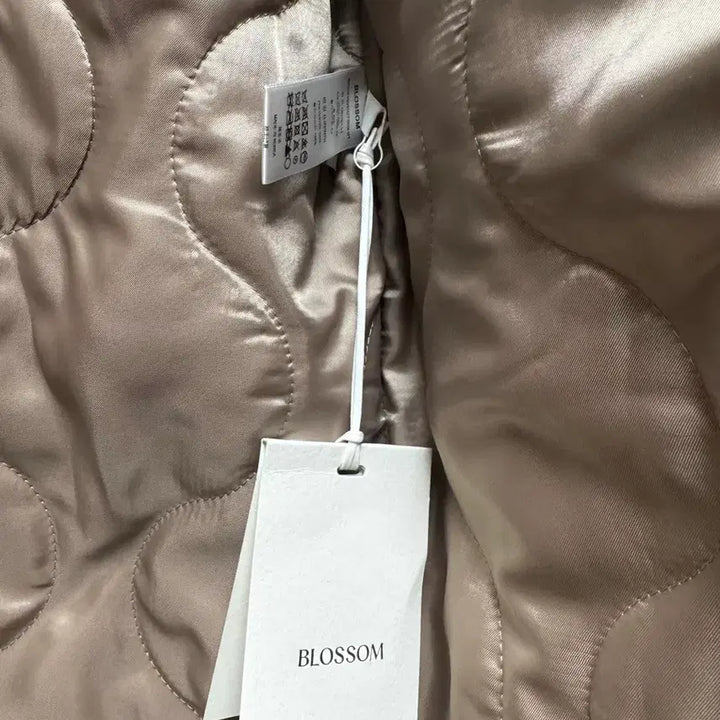 [BUNJANG] Blossom H Company Fella Over Half Coat (Size M) / 블러썸에이치컴퍼니 코트 / FELLA OVER HALF COAT