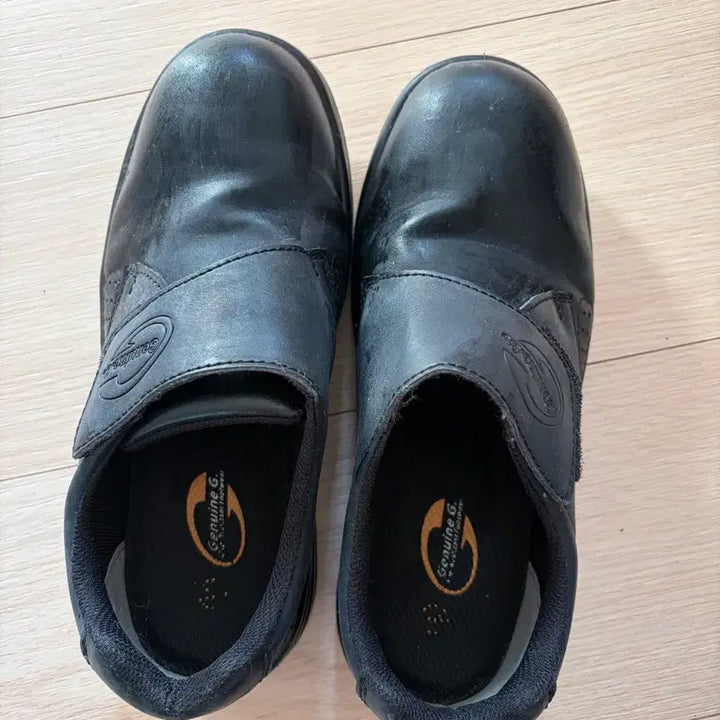 [BUNJANG] Genuine Kitchen Shoes (Size 240-245) / 제뉴인 조리화 주방화