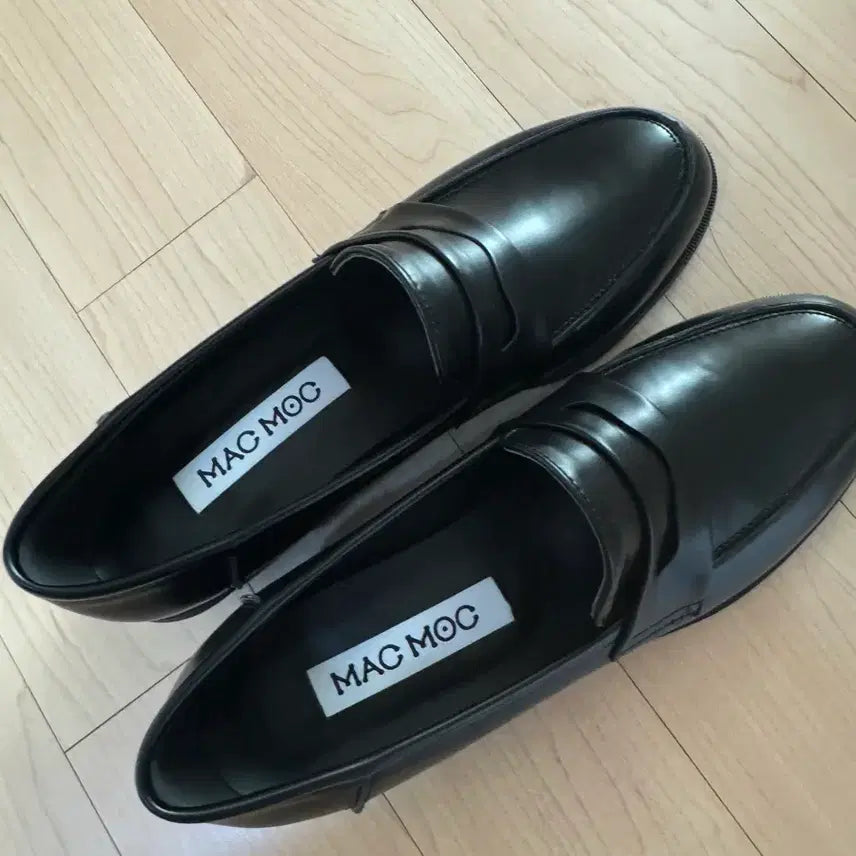 [BUNJANG] Black Loafers / 블랙 로퍼
