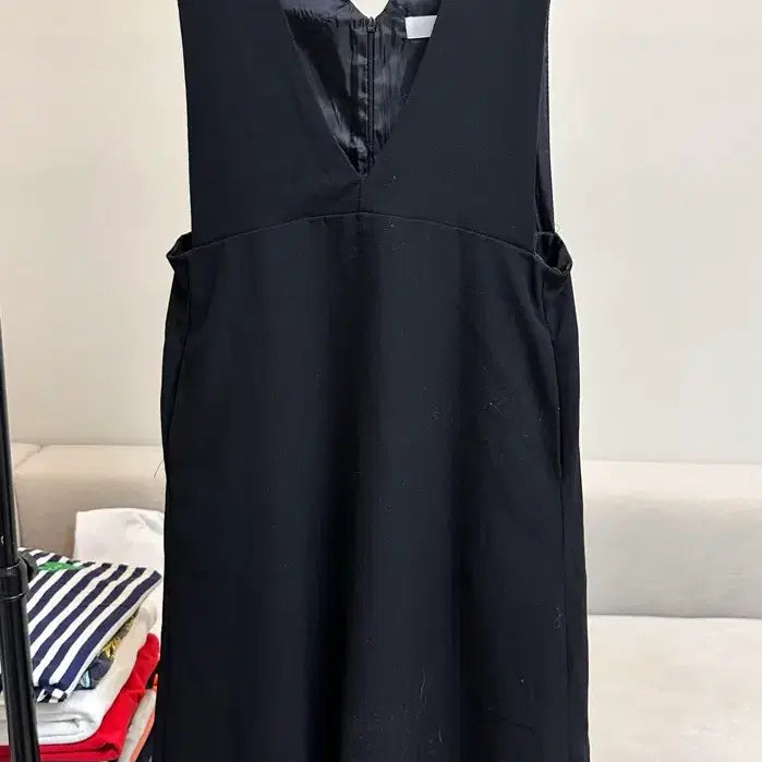 [BUNJANG] Black Deep V-Neck Long Dress / 블랙 딥브이넥 원피스
