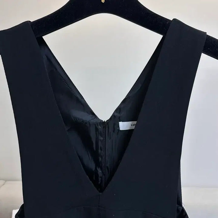 [BUNJANG] Black Deep V-Neck Long Dress / 블랙 딥브이넥 원피스
