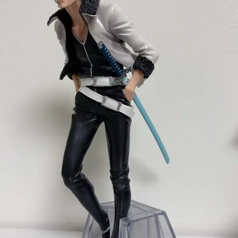 [BUNJANG] Bleach Ichiban Kuji Grimmjow Figure / [박스O] 블리치 이치방쿠지 쿠지 제일복권 B상 그림죠 피규어 판매 양도