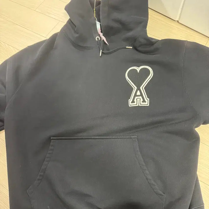 [SOLD OUT] 아미 빅로고 후드티 팝니다