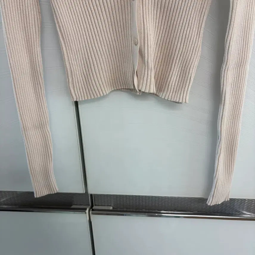 [BUNJANG] H&amp;M Ribbed Knit Cropped Cardigan Light Beige / H&amp;M 골지 니트 가디건 크롭 연베이지