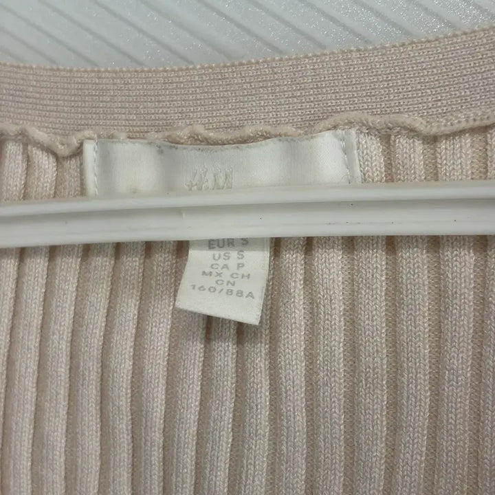 [BUNJANG] H&amp;M Ribbed Knit Cropped Cardigan Light Beige / H&amp;M 골지 니트 가디건 크롭 연베이지