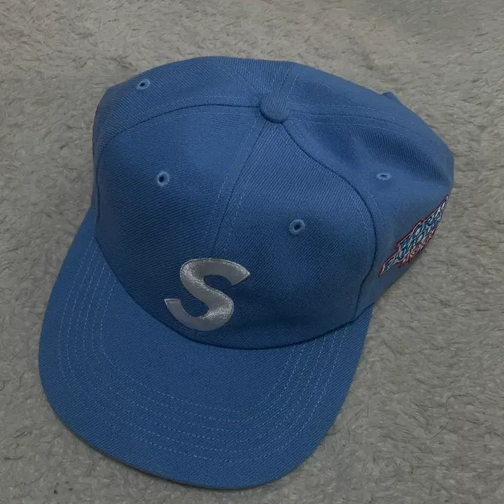 [BUNJANG] Supreme World Famous S Logo Ball Cap Light Blue / 슈프림 월드 페이머스 S 로고 볼캡 하늘색