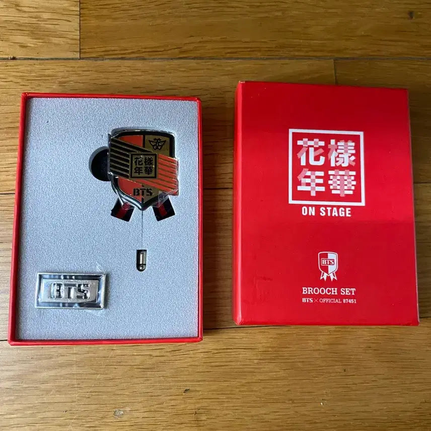 [BUNJANG] BTS The Most Beautiful Moment in Life On Stage Brooch Set / BTS 화양연화 On Stage 브로치 세트