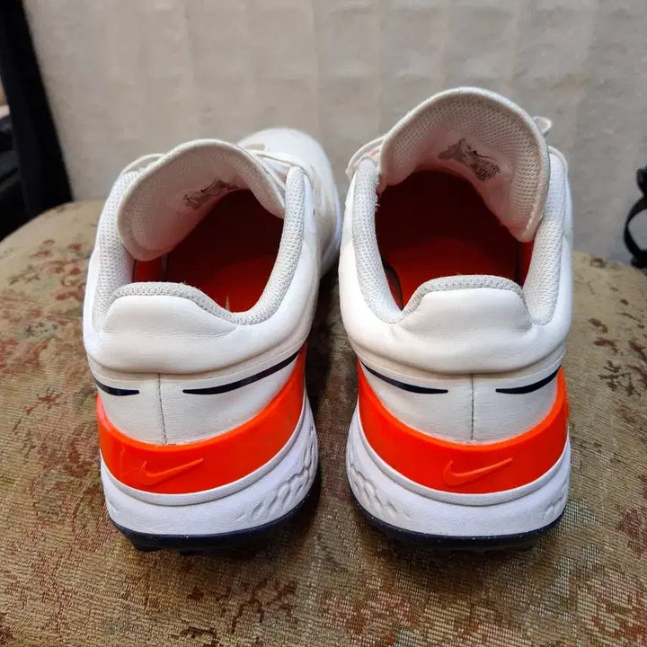 [BUNJANG] Nike Infinity Golf Shoes White Orange / 나이키 인피니티 골프화 화이트 오렌지 포인트