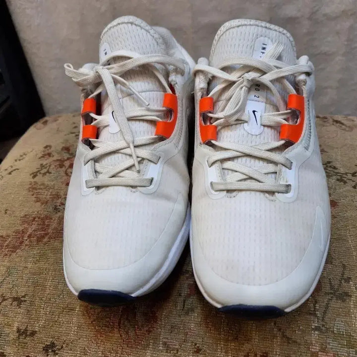 [BUNJANG] Nike Infinity Golf Shoes White Orange / 나이키 인피니티 골프화 화이트 오렌지 포인트
