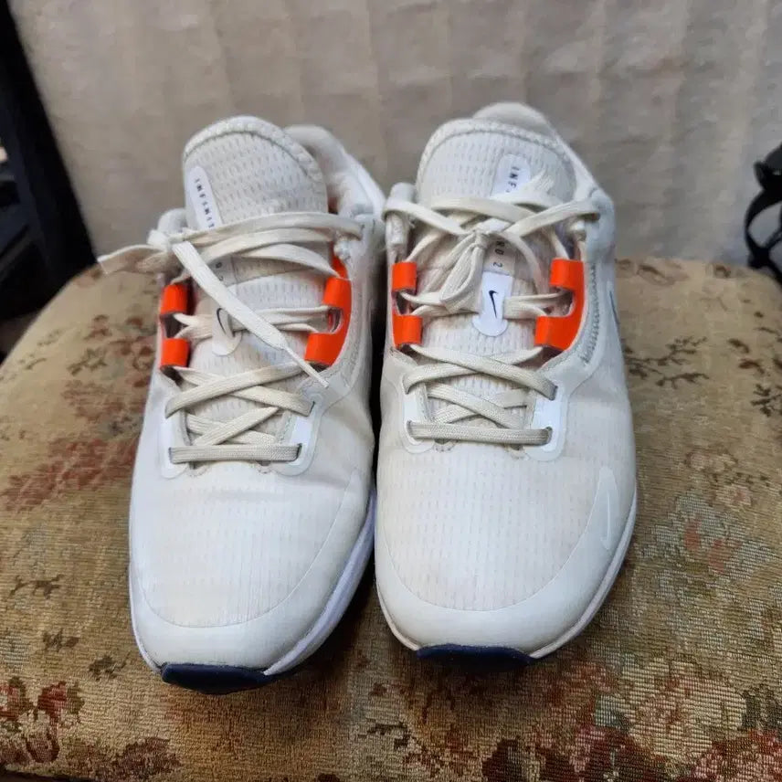 [BUNJANG] Nike Infinity Golf Shoes White Orange / 나이키 인피니티 골프화 화이트 오렌지 포인트
