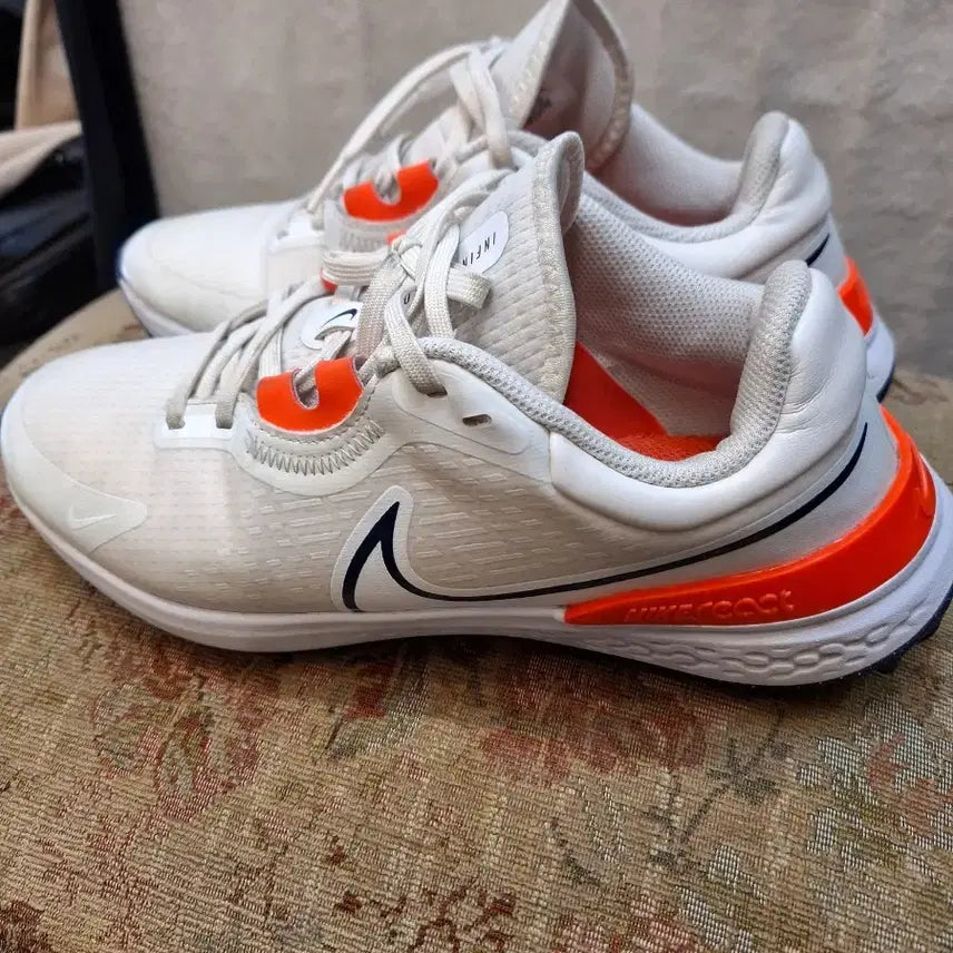 [BUNJANG] Nike Infinity Golf Shoes White Orange / 나이키 인피니티 골프화 화이트 오렌지 포인트