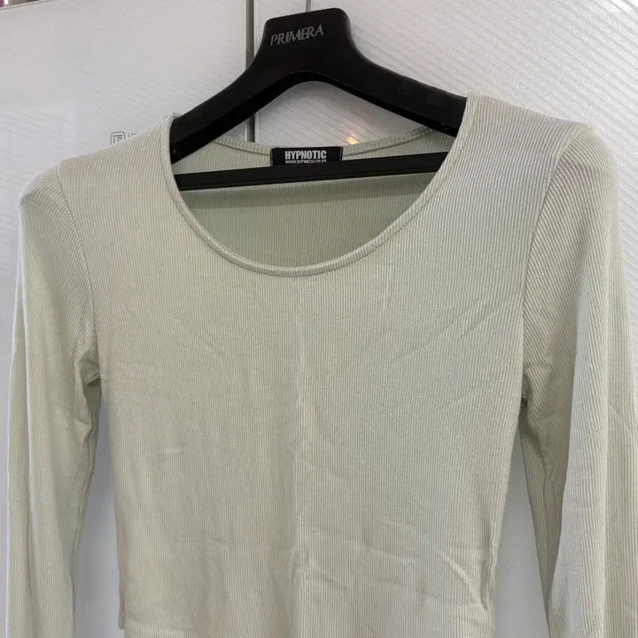 [BUNJANG] Hipnatic Cropped Ribbed Long Sleeve Top / 히프나틱 크롭 골지 긴팔티
